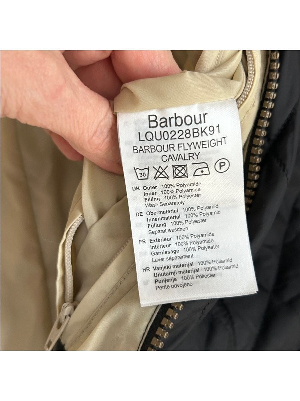 Barbour Flyweight Cavalry Quiet Luxury Quilted Minimalist Classic Jacket Size 4 - Picture 8 of 15